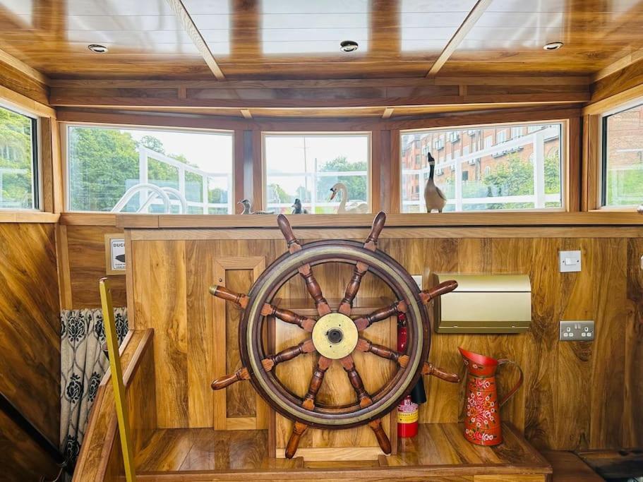Unique Houseboat Experience I Central City Break York Esterno foto