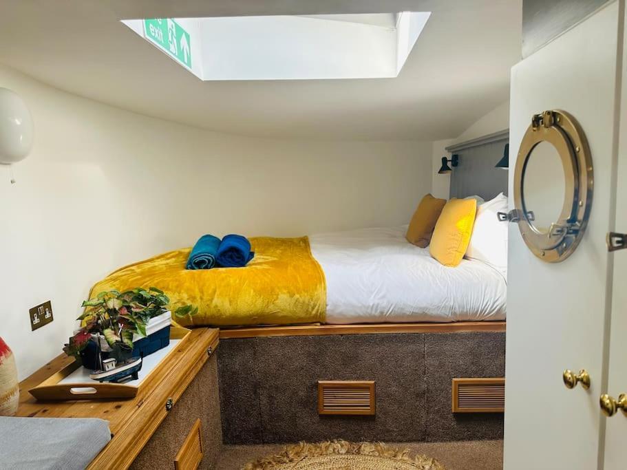 Unique Houseboat Experience I Central City Break York Esterno foto